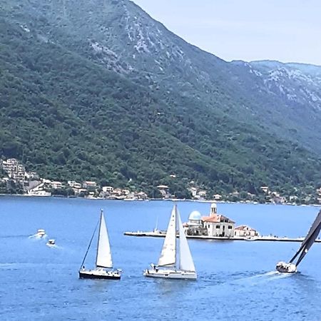 Bellavistazmukic Guesthouse Perast Exteriör bild