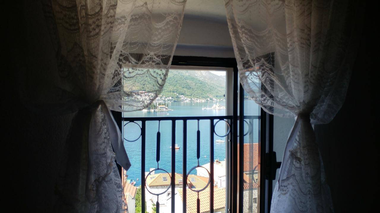 Bellavistazmukic Guesthouse Perast Exteriör bild